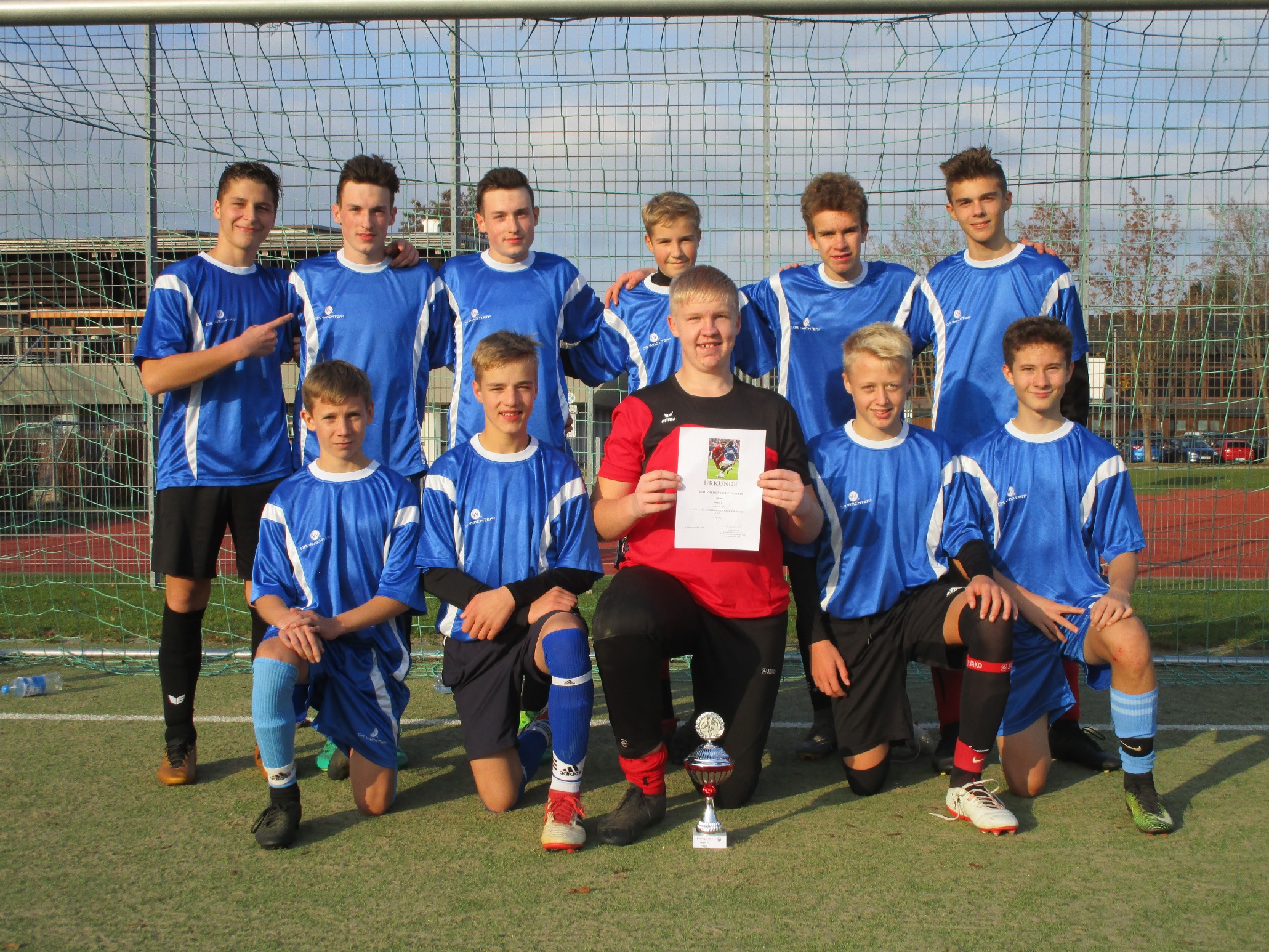 1819 Fussball 01