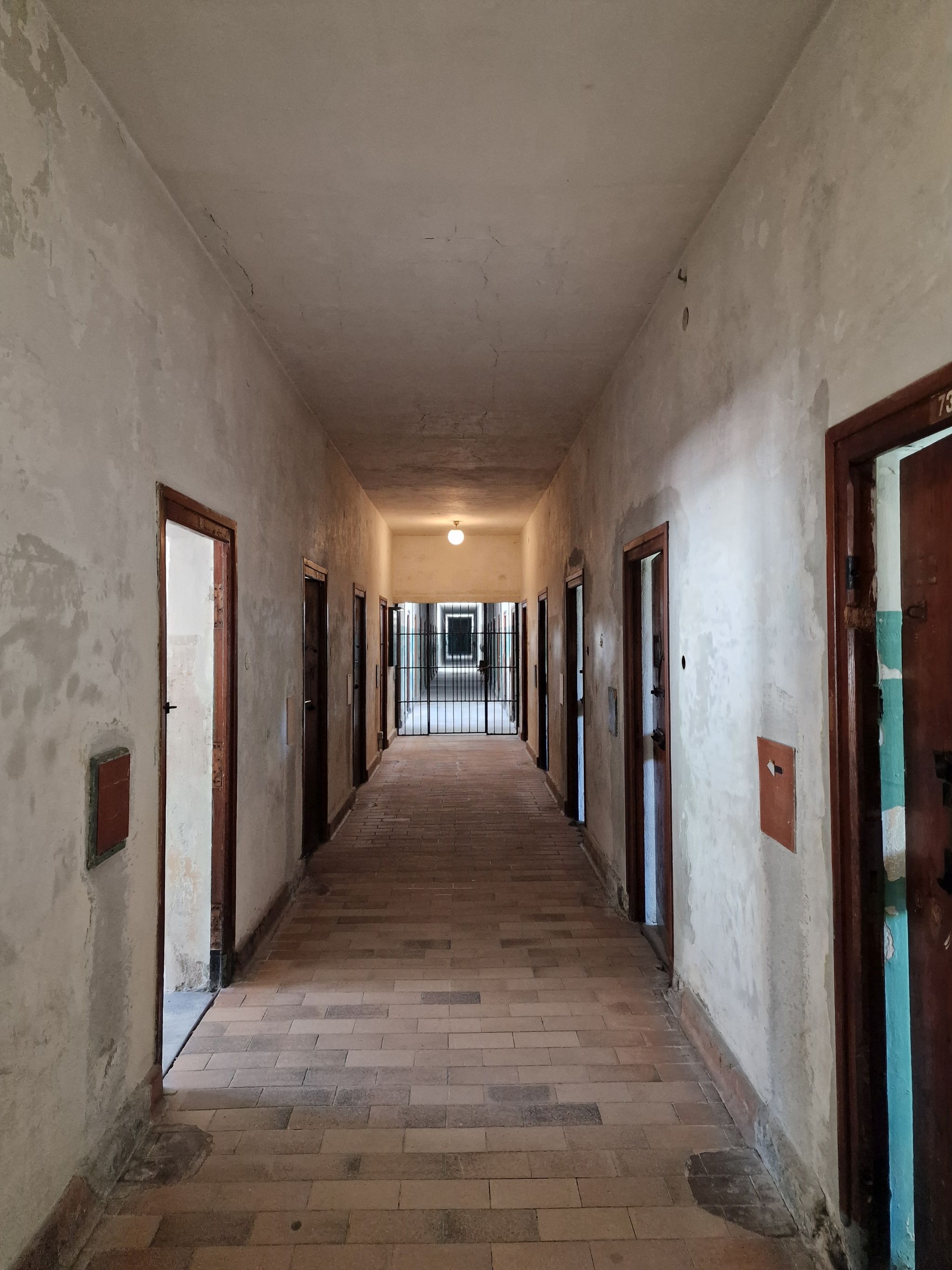 2425 Dachau 1